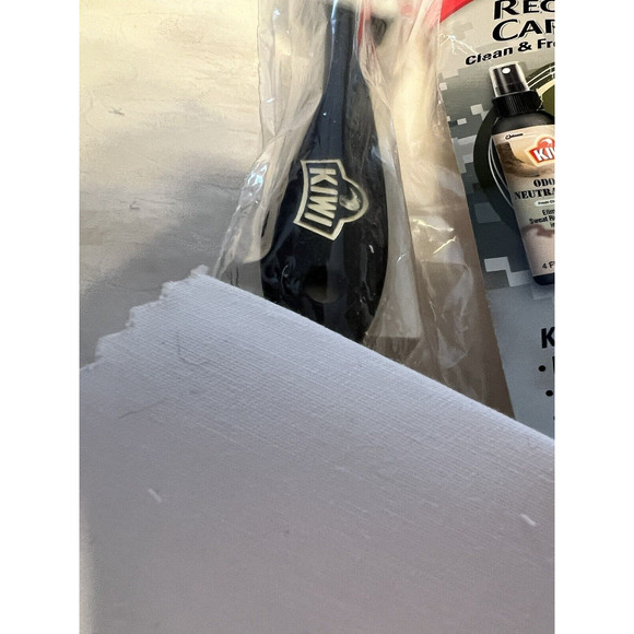 Vintage Unopened Kiwi Recruit Care Boot Cleaner Odor Neutralizer Kit w/ Brushes - Picture 7 of 12